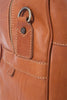 Reisetasche aus braunem Kalbsleder Detailansicht | Traveller's Duffle